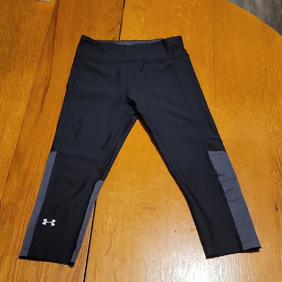 Under Armour Pants - Under Armour Women's Black and Gray Leggings